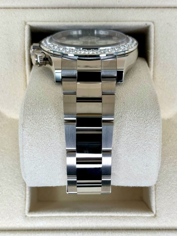 2024 Rolex Daytona 40mm 126579RBR Mother of Pearl Diamond Dial (Unworn) for sale