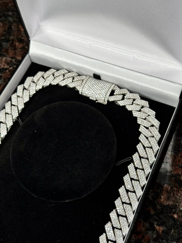 Iced Out Diamond Prong Cuban Link 14K White Gold Chain 423grams 66ct VS for sale