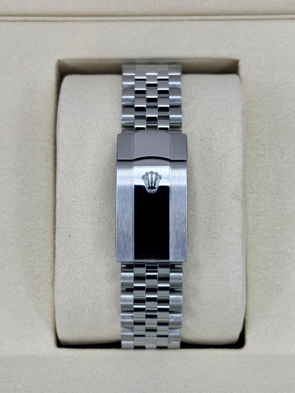 2025 Rolex Datejust 36mm 126234 Stainless Steel Jubilee Blue Dial (Unworn) for sale