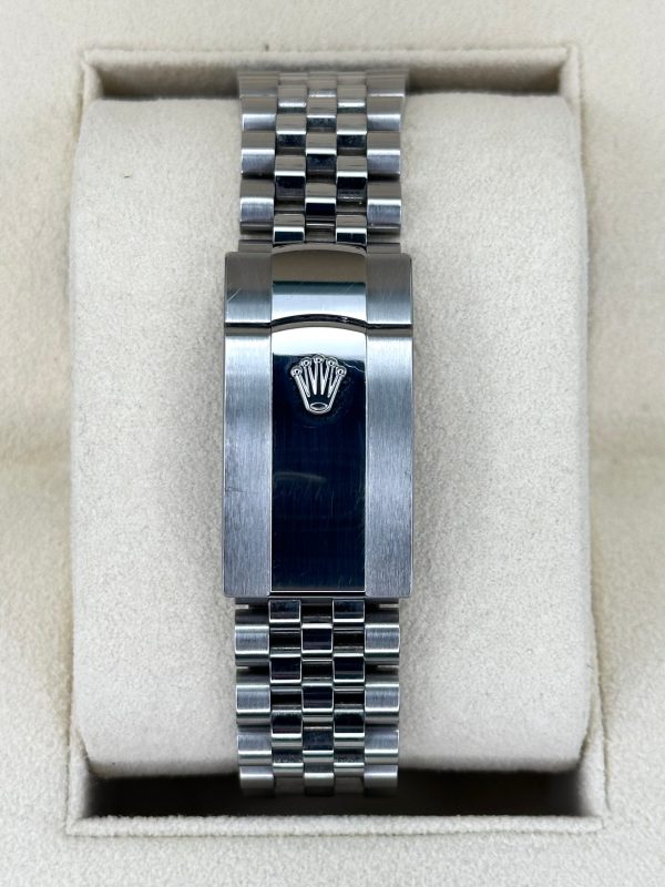 2023 Rolex Datejust 41mm 126300 Stainless Steel Jubilee Blue Dial for sale