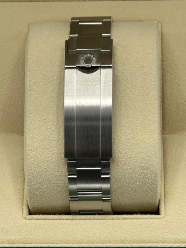 Rolex Submariner “Hulk” 40mm 116610LV Green Dial for sale