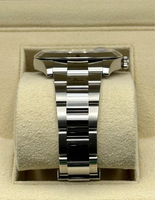 2023 Rolex Datejust 41mm 126300 Oyster Green Dial (Unworn) (No. 2 of 5) for sale