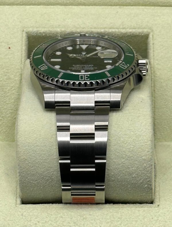 OLD STOCK 2014 Rolex Submariner “Hulk” 40mm 116610LV Green Dial (Unworn) for sale