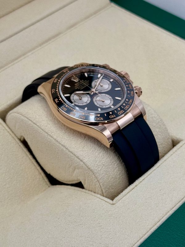2024 Rolex Daytona 40mm 126515LN Rose Gold Oysterflex Black Dial Dial (Unworn) for sale