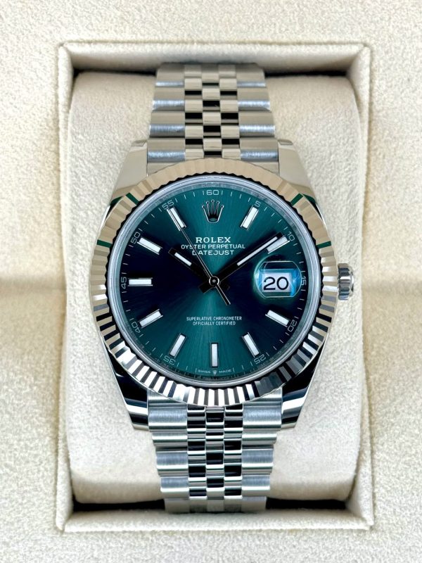 2024 Rolex Datejust 41mm 126334 Stainless Steel Jubilee Green Dial (Unworn) for sale