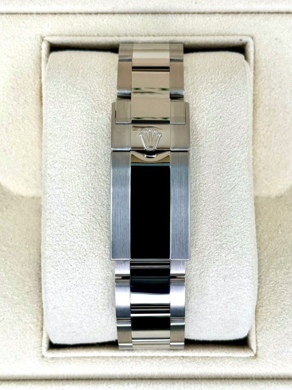 2024 Rolex Daytona 40mm 126579RBR Mother of Pearl Diamond Dial (Unworn) for sale