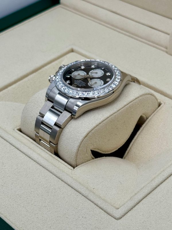 2024 Rolex Daytona 40mm 126579RBR Mother of Pearl Diamond Dial (Unworn) for sale