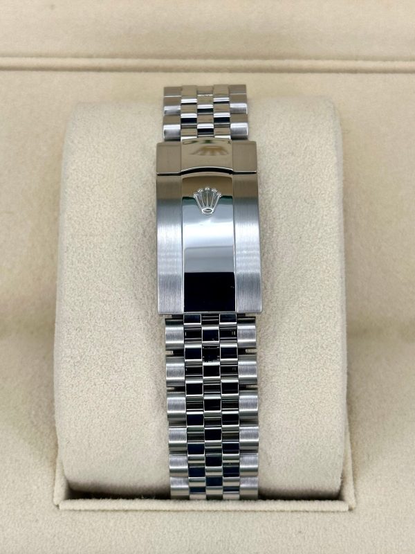 2021 Rolex Datejust 41mm 126334 Stainless Steel Jubilee Black Stick Dial for sale