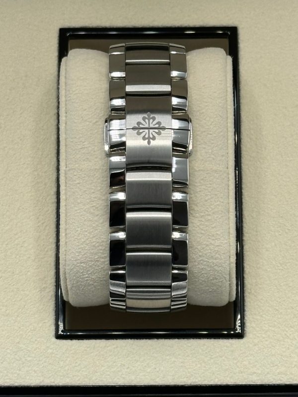 2021 Patek Philippe 42mm 5905/1A Annual Flyback Chronograph Olive Dial for sale