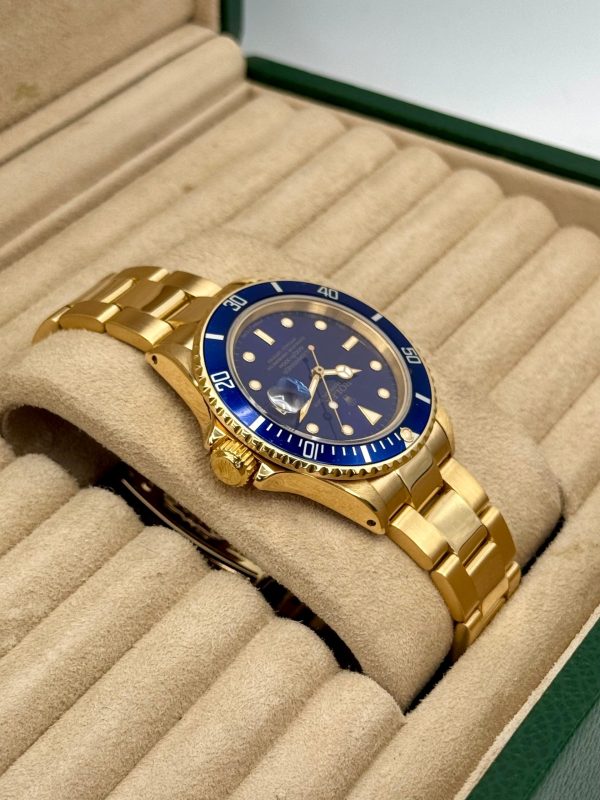 1987 Rolex Submariner “Bluesy” 40mm 16808 Yellow Gold Blue Dial for sale
