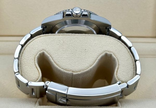 2019 Rolex Submariner “Hulk” 40mm 116610LV Green Dial (No. 5 of 6) for sale