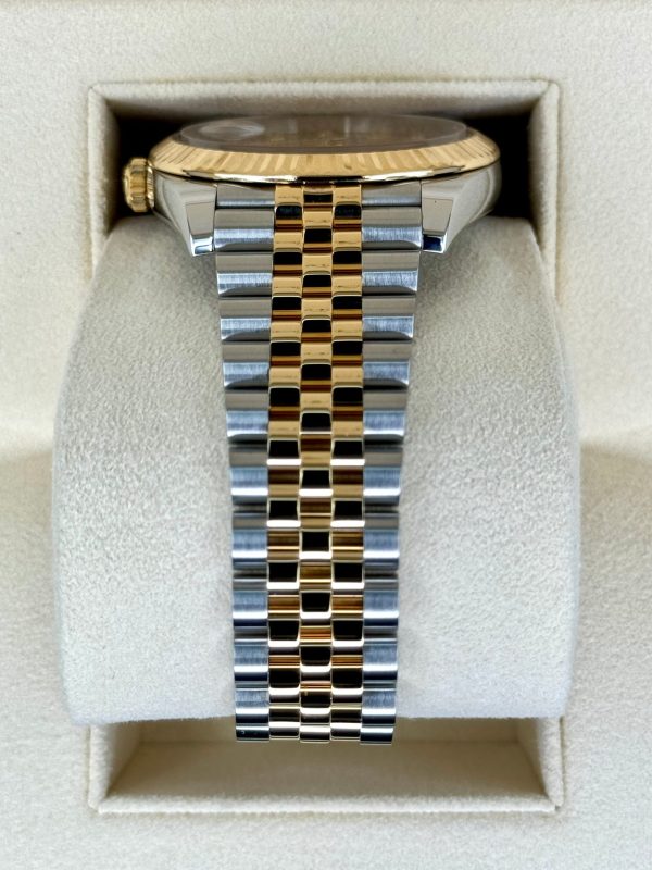 2022 Rolex Datejust 41mm 126333 Jubilee Champagne Diamond Dial for sale
