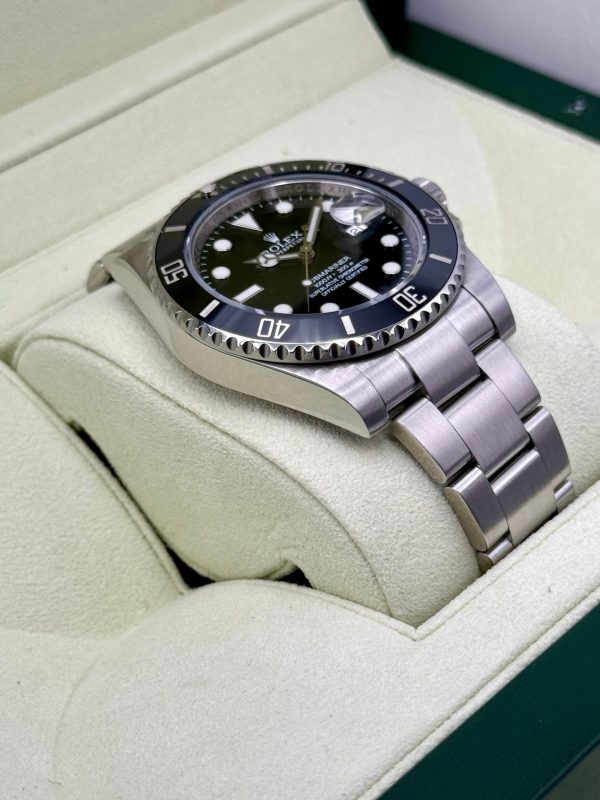 2011 Rolex Submariner 40mm 116610 Stainless Steel Black Dial for sale
