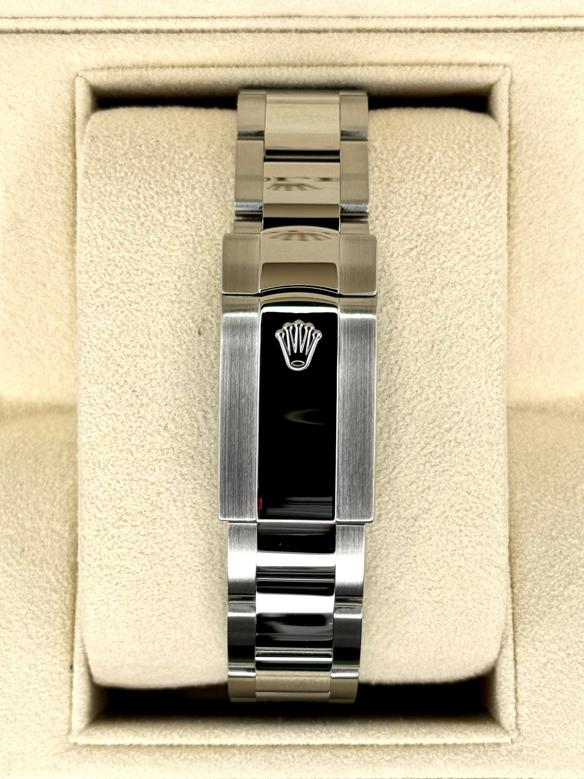 Rolex Datejust 116234 dial and case detail