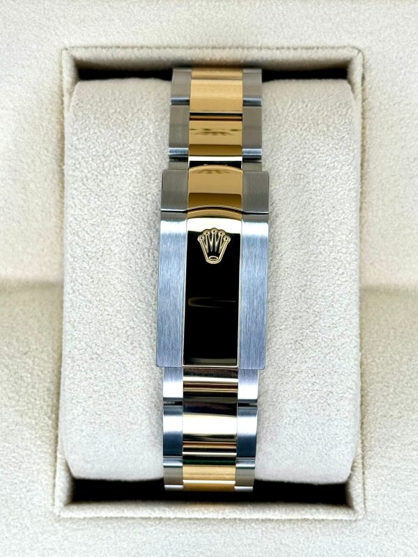 2024 Rolex Datejust 36mm 126233 Two-Tone Champagne Diamond Dial (Unworn) for sale