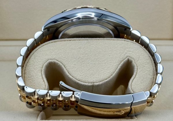 2024 Rolex Sky-Dweller 42mm 336933 Two-Tone Jubilee White Dial (Unworn) for sale