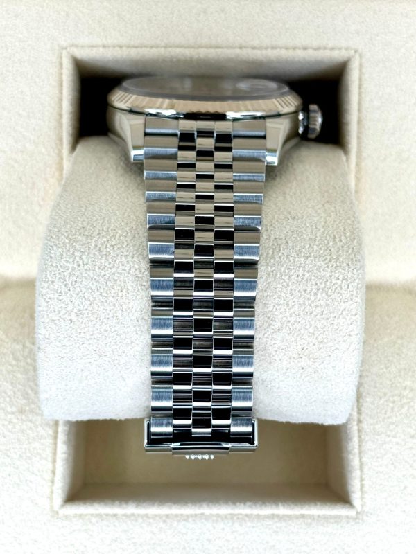 2024 Rolex Datejust 36mm 126234 Stainless Steel Jubilee Silver Dial (Unworn) for sale