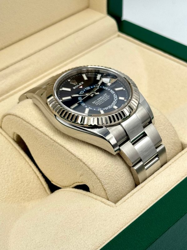 Sky-Dweller 42mm 326934 Stainless Steel Oyster Blue Dial for sale