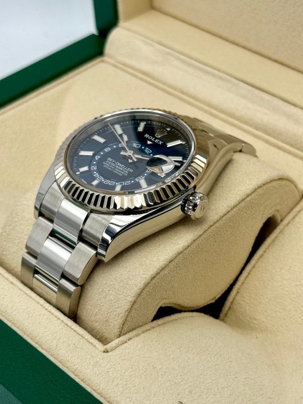 Sky-Dweller 42mm 326934 Stainless Steel Oyster Blue Dial for sale