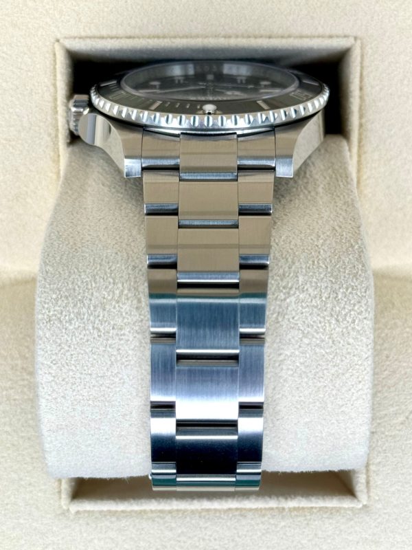 2022 Rolex Submariner 41mm 124060 Stainless Steel Black Dial for sale