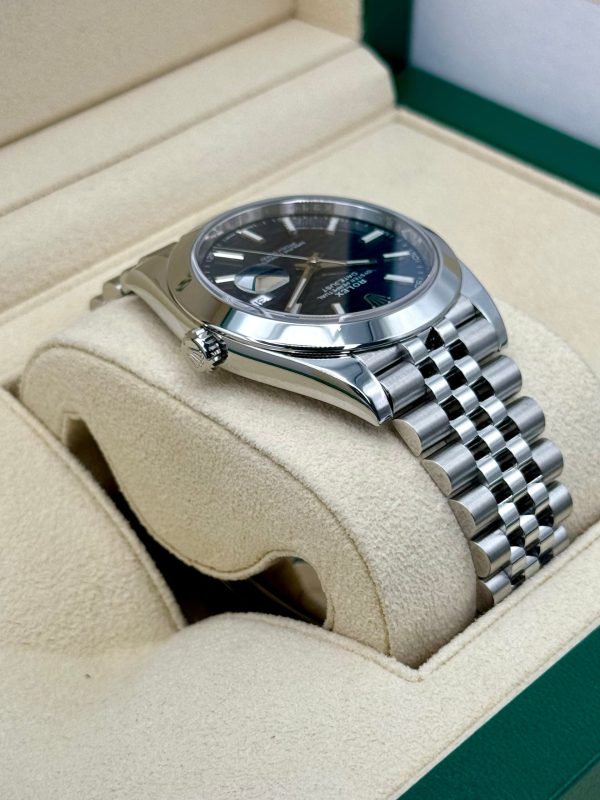 2022 Rolex Datejust 41mm 126300 Stainless Steel Jubilee Blue Motif Dial for sale