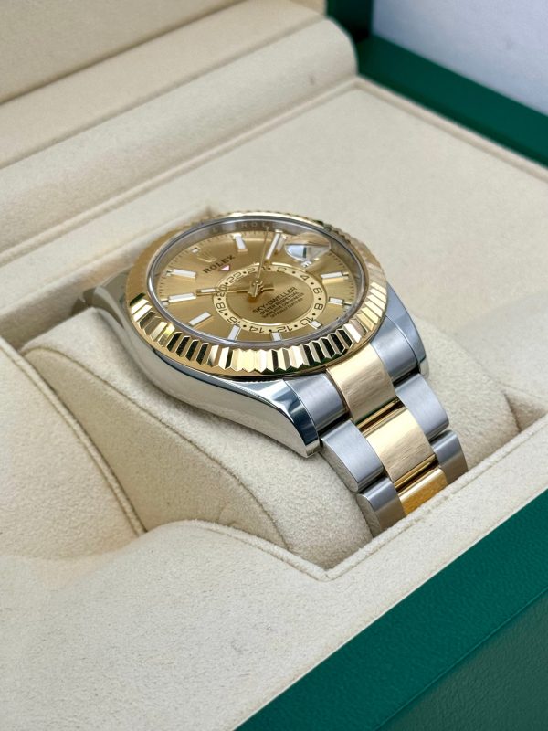 2024 Rolex Sky-Dweller 42mm 336933 Oyster Champagne Dial for sale