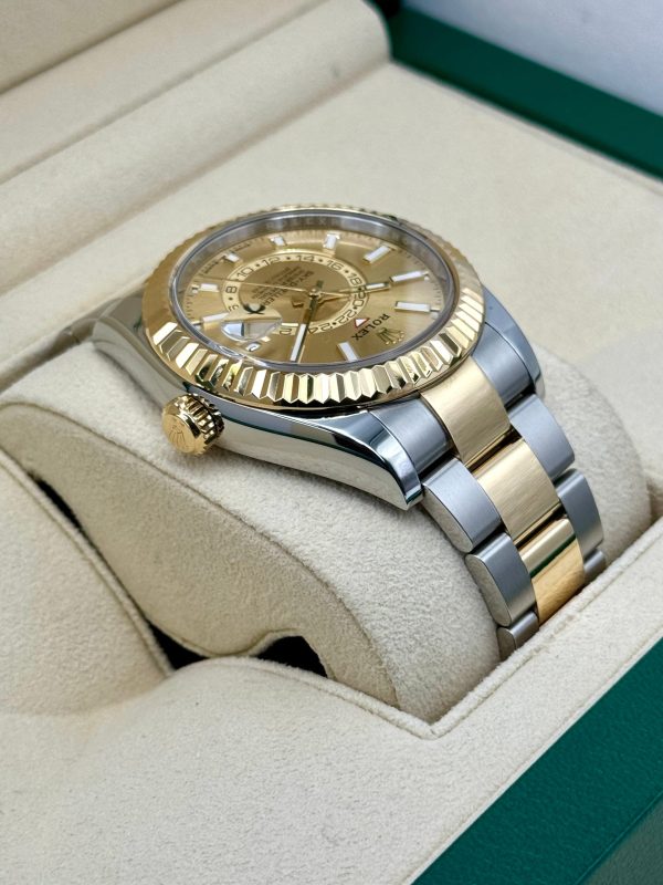 2024 Rolex Sky-Dweller 42mm 336933 Oyster Champagne Dial for sale