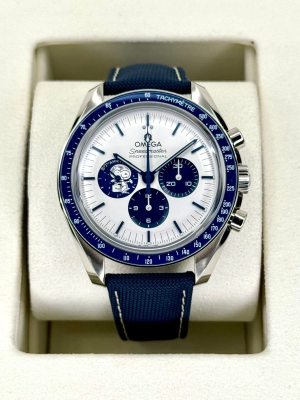 2023 Omega Speedmaster Silver Snoopy Award 310.32.42.50.02.001 (Unworn) (No. 2 of 4) for sale