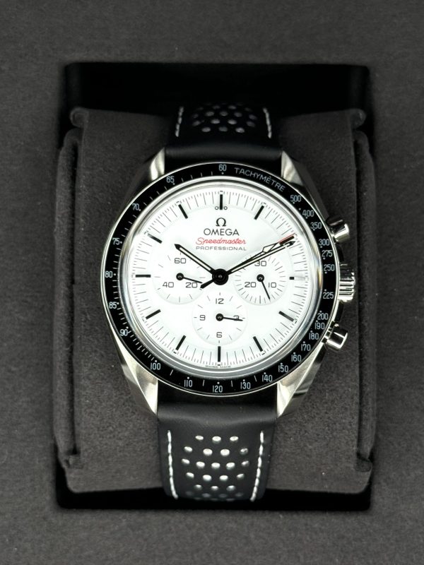 2024 Omega Speedmaster Professional 42mm 31032425004002 White Dial (Unworn) for sale