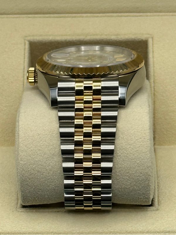 2023 Rolex Sky-Dweller 42mm 326933 Two-Tone Jubilee White Dial (Unworn) for sale