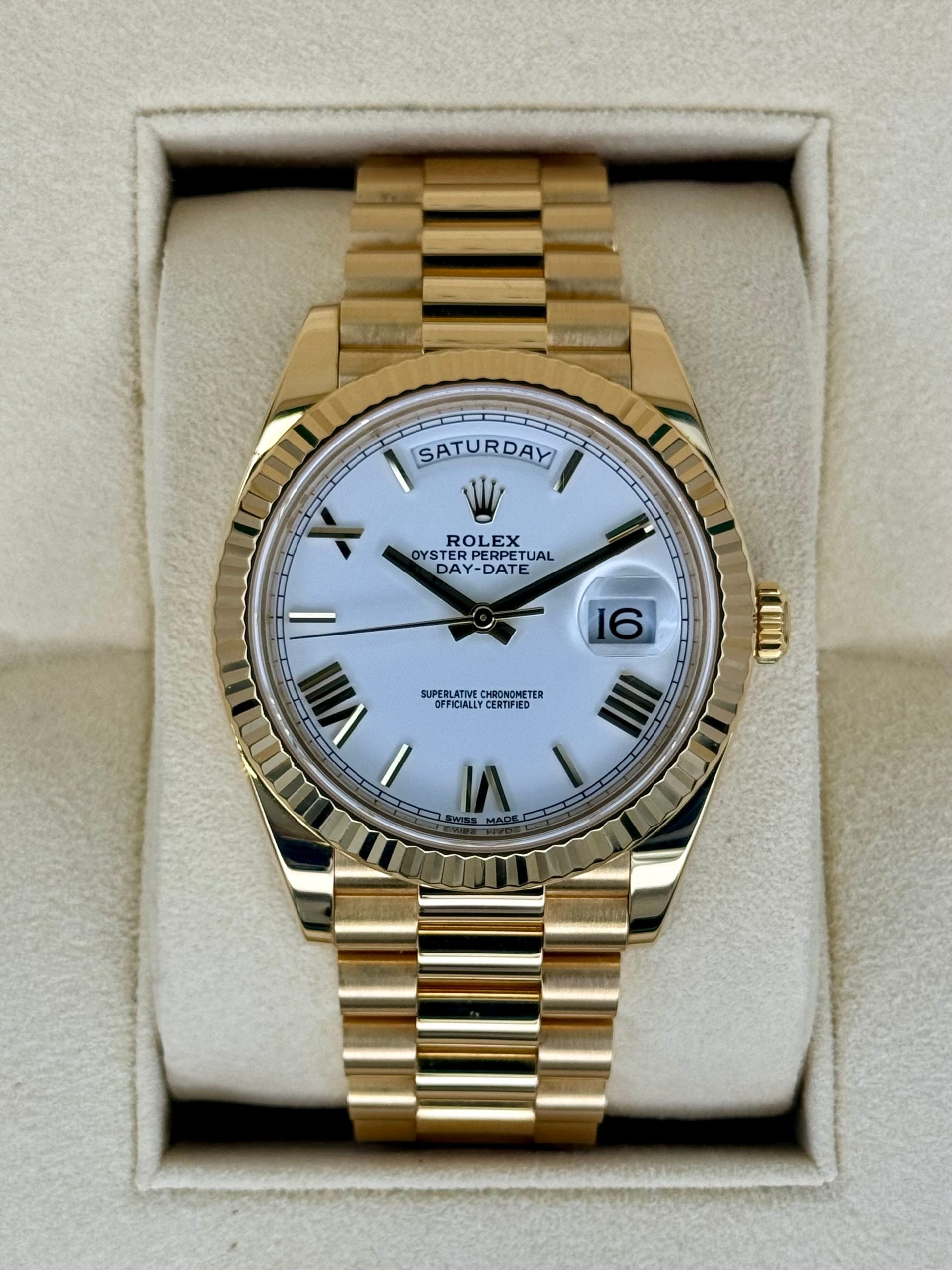 Pre owned Rolex Day-Date 40 228238 for sale