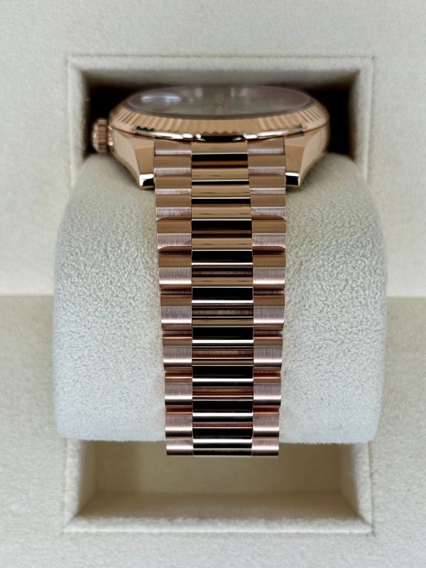2024 Rolex Day-Date 40mm 228235 Rose Gold MOP Diamond Dial (Unworn) for sale