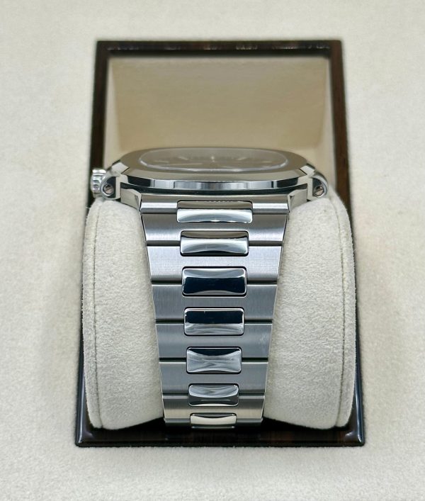 Patek Philippe 40mm 5711/1A-010 Nautilus Stainless Steel Blue Dial for sale