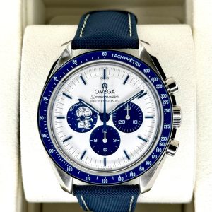 2024 Omega Speedmaster Silver Snoopy Award 310.32.42.50.02.001 (Unworn) (No. 3 of 6) for sale