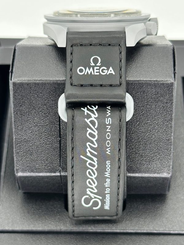 Omega S033M100 Bioceramic Moon Swatch  – Mission to the Moon (Unworn) for sale
