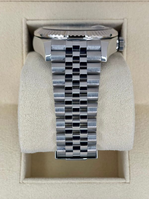 2022 Sky-Dweller 42mm 326934 Stainless Steel Jubilee Blue Dial for sale
