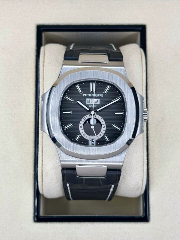 2021 Patek Philippe Nautilus 40.5mm 5726A Black Dial for sale