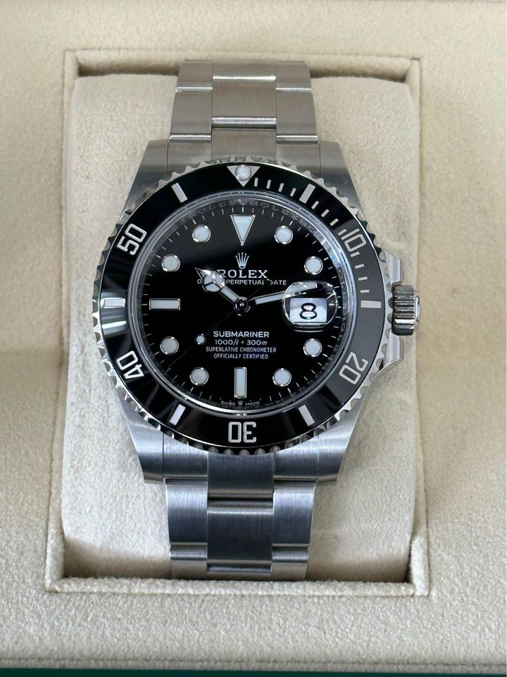 Pre owned Rolex Submariner 126610LN for sale