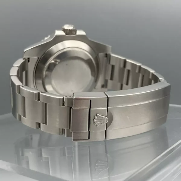 Rolex Hulk Submariner Date 40mm Discontinued – 116610LV for sale